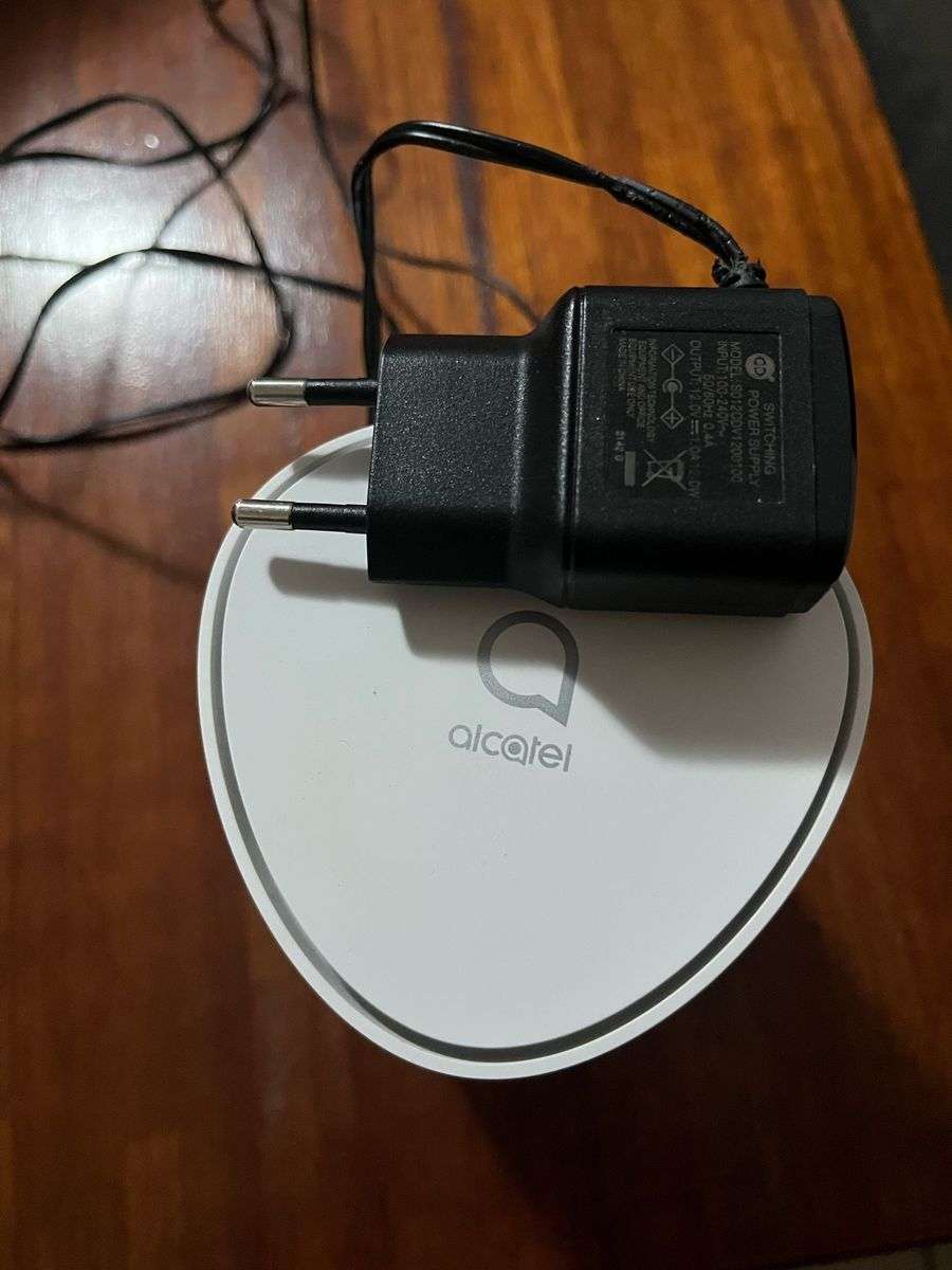 Alcatel Linkhub Router HH72v - LTE Router - Accepts SIM Card