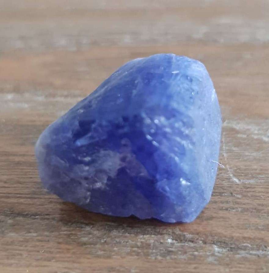 TANZANITE 46.69Cts. NATURAL VIOLET BLUE  ROUGH