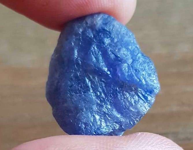 TANZANITE 51.75Cts. NATURAL VIOLET BLUE  ROUGH