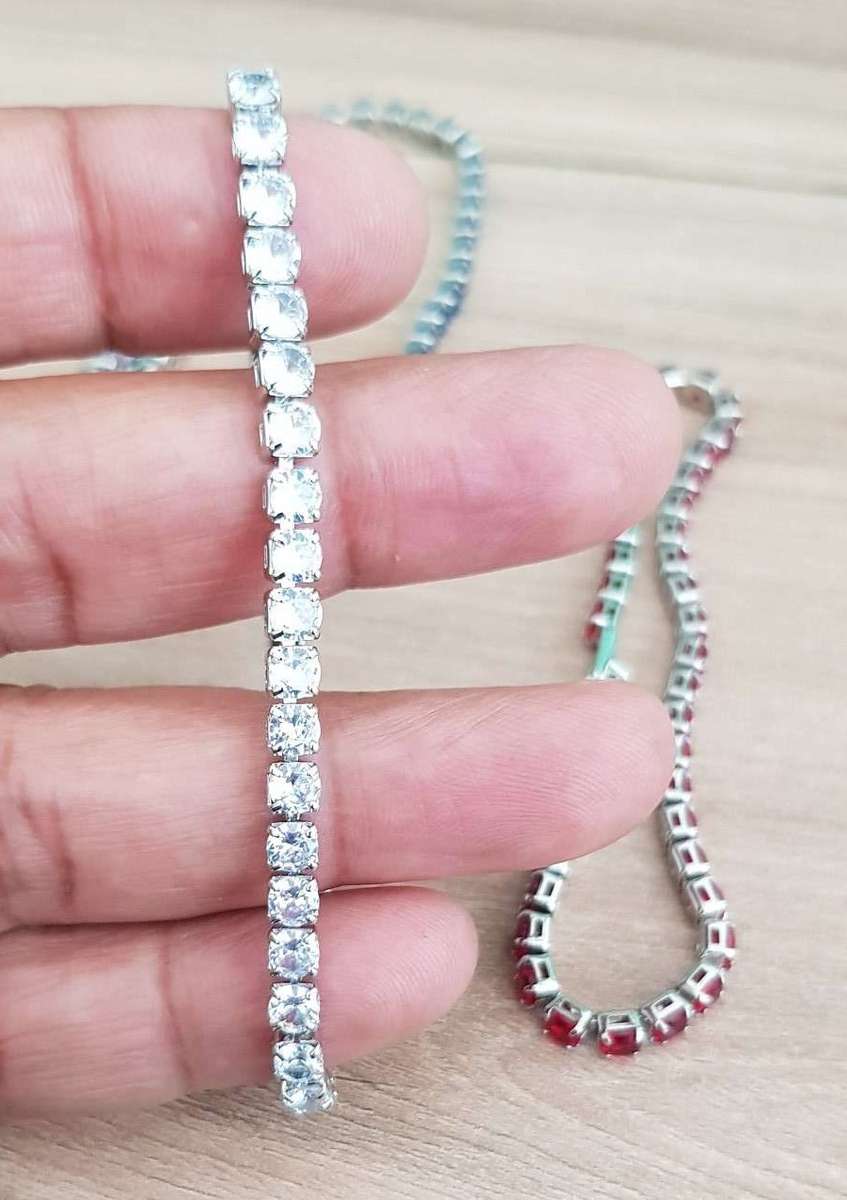 Tennis Bracelets 4mm Iced Out Chain Crystal Bracelet For Women  Detail:      Type: Tennis Bracelets