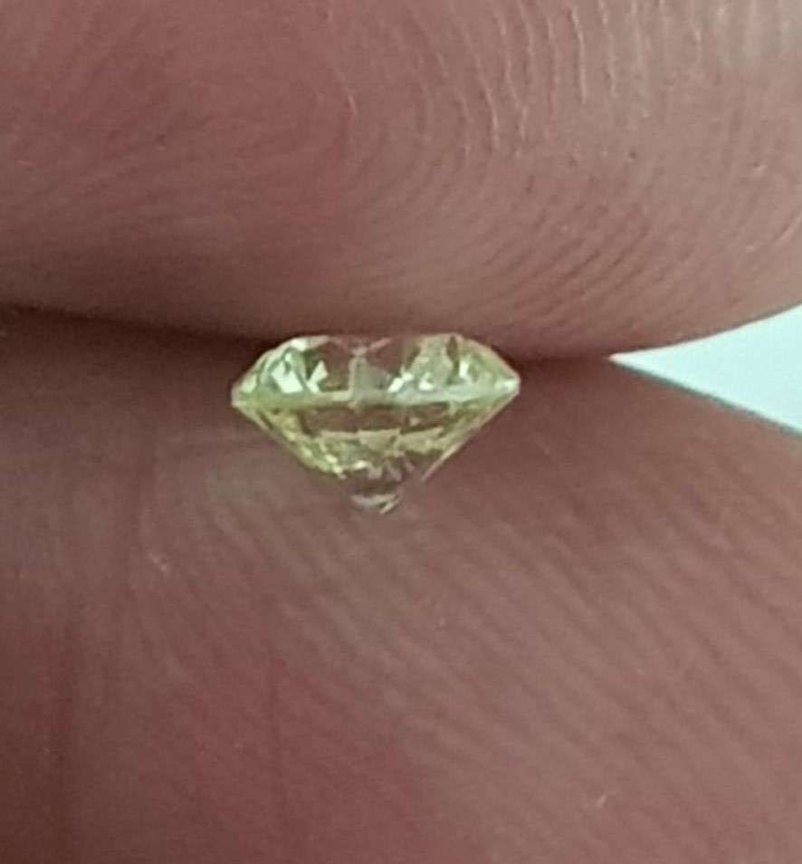 0.50Cts Diamond**Certified**  J/VS2Natural Loose  Natural