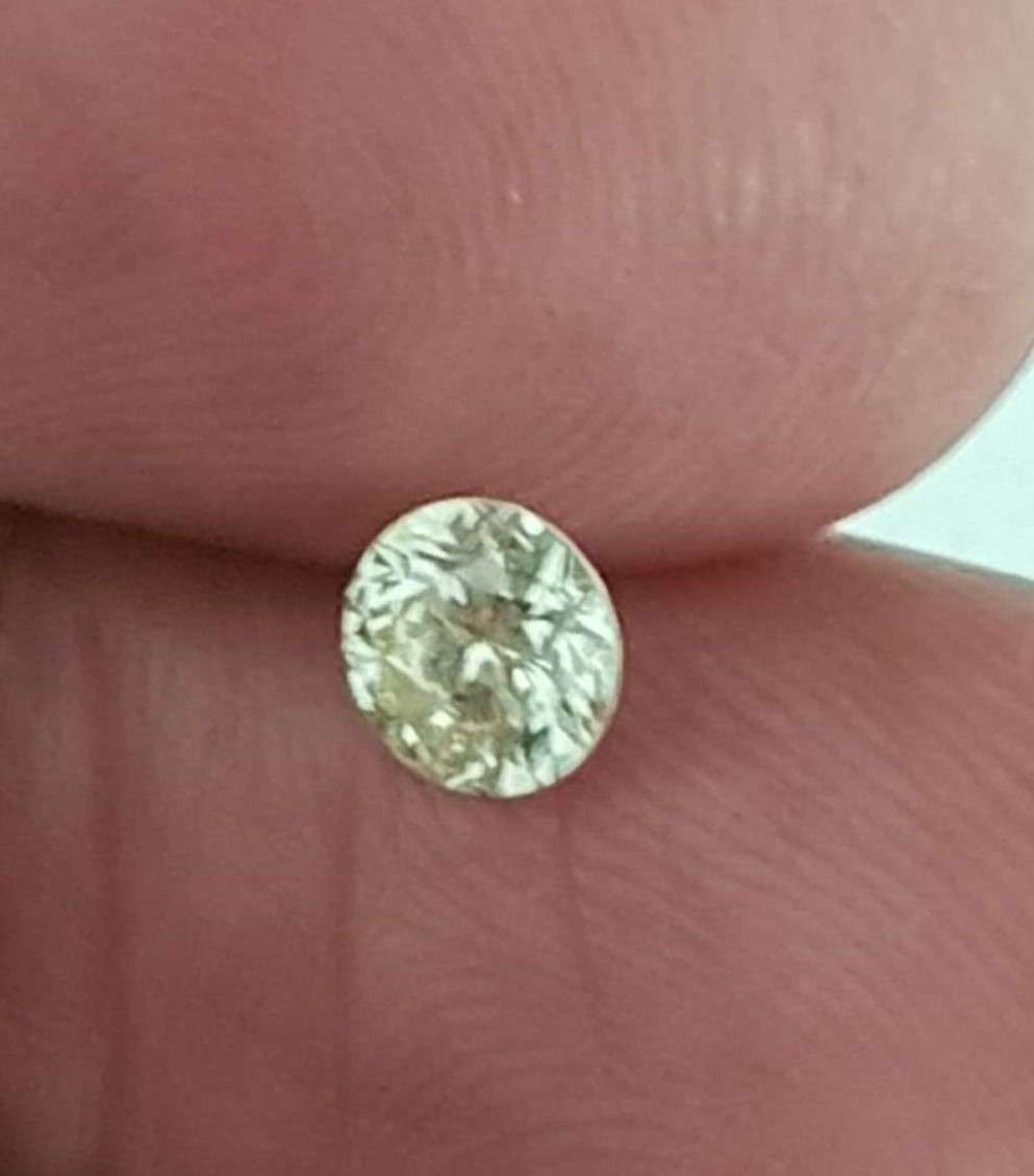 0.50Cts Diamond**Certified**  J/VS2Natural Loose  Natural