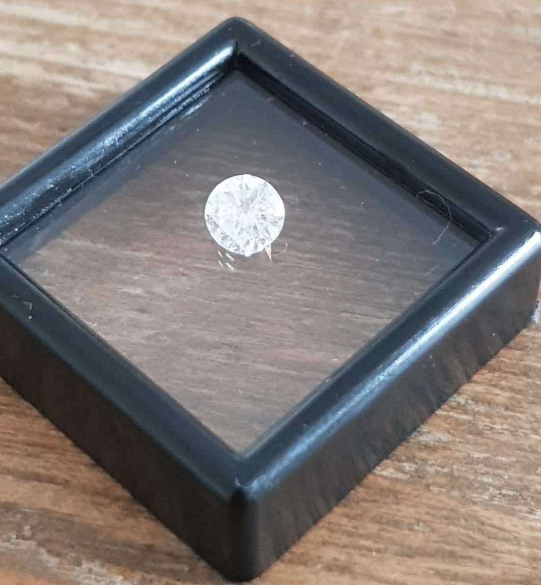 0.52Cts Diamond**Certified**  D/SI2Natural Loose White Natural