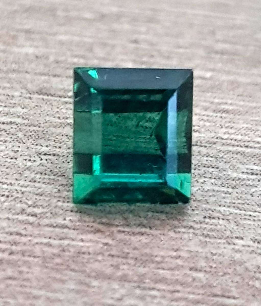 1.41cts. Tourmaline Bluish Green Blue Precious Gem Ravishing Colour Natural