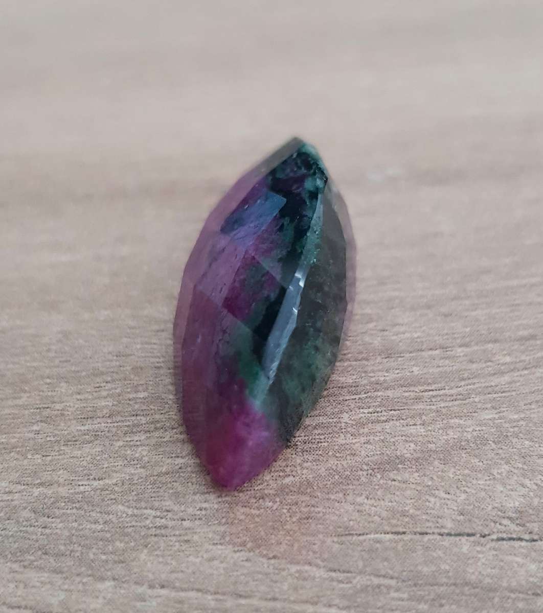 33.44Ct. Ruby In ZOISITE HUGE UNHEATED Precious Gem