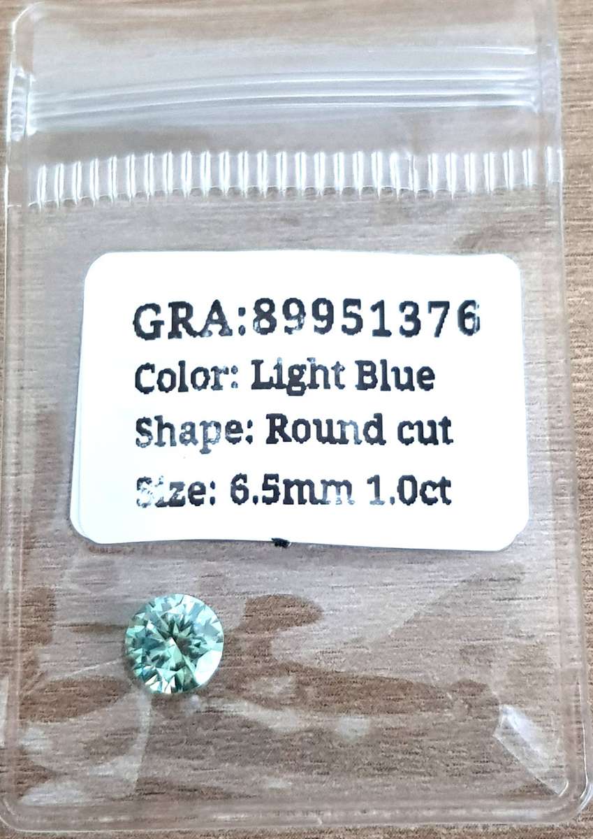 1Cts MOISSANITE Light Blue VVSI  6.5mmROUND **GRA Certified **BRILLIANT CUT