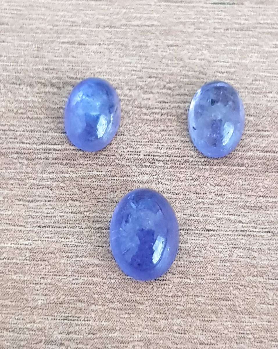 Purplish Blue Tanzanite**Earrings & Pendant Set** 3.53Cts 3Pcs Oval Cabochon