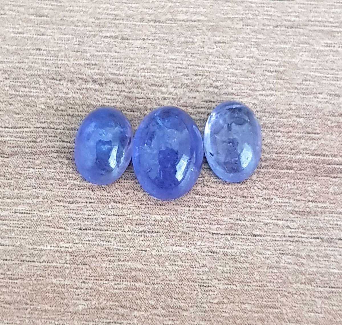 Purplish Blue Tanzanite**Earrings & Pendant Set** 3.53Cts 3Pcs Oval Cabochon