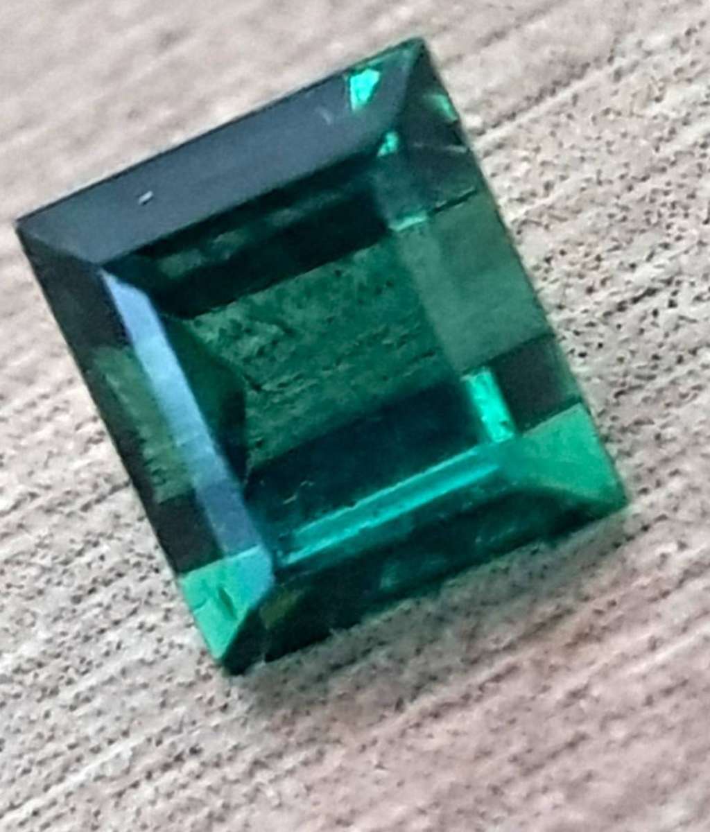 1.41cts. Tourmaline Bluish Green Blue Precious Gem Ravishing Colour Natural