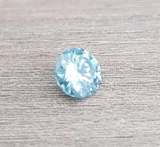 Moissanite 1.00ct  VVS1 Light Blue Round Brilliant Cut Loose Moissanite