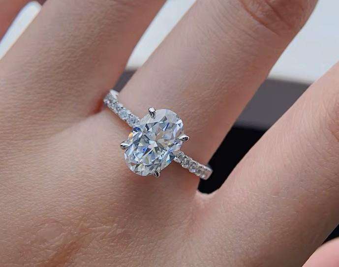 2.00 Carat Moissanite Oval **GRA Certified** VVSI/D Engagement Ring Yellow Gold