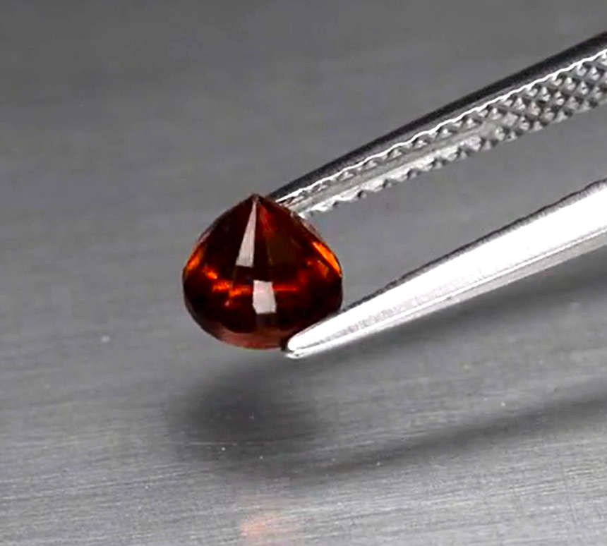 0.84ct  Hessonite Garnet  Round Medium Orange , Madagascar Natural