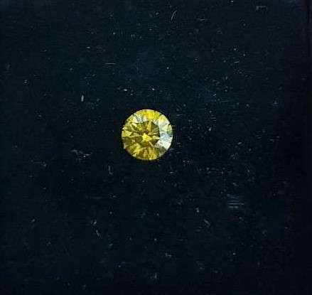 0.19cts  Diamond Round Cut  Vivid Gloden  Yellow Colour SI2 Loose Natural  CERTIFIED