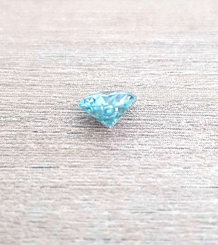 Moissanite 1.00ct  VVS1 Light Blue Round Brilliant Cut Loose Moissanite