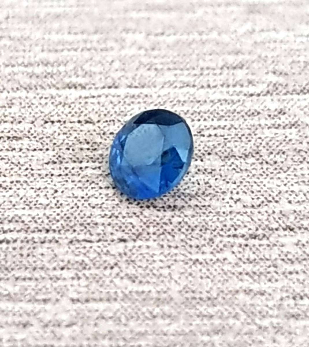 0.11ct Blue Sapphire 2.7mm Round Brilliant  **Heated Only**, Australia Gem