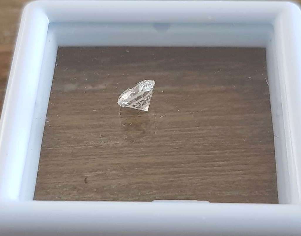 0.28Cts Diamond**Certified** D/SI3 Natural Loose White Cut Natural
