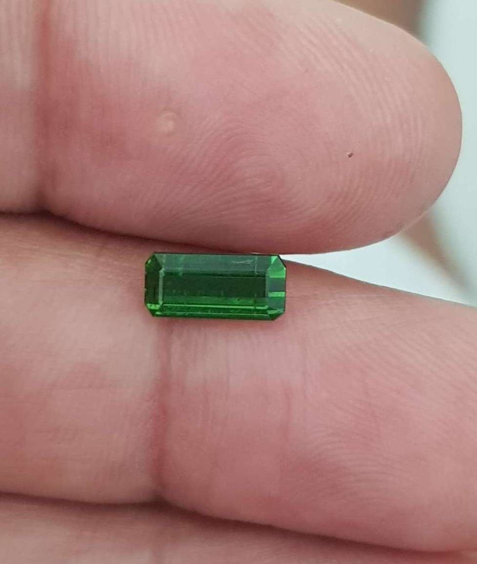 1.24Ct.Green Tourmaline Mozambique Perfect Shape Ravishing Color! Natural