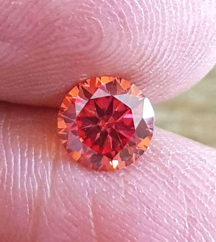 MOISSANITE Watermelon Red 1CT  VVSI  ROUND **GRA Certified **BRILLIANT CUT