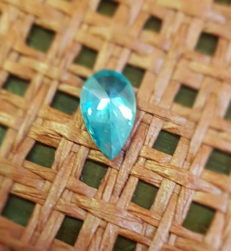 1.73CT  MOISSANITE BLUE PEAR CUT VVSI  BRILLIANT CUT