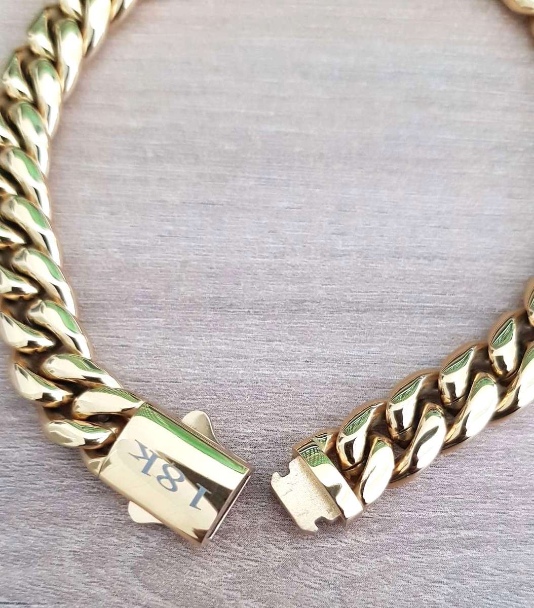 Cuban Link Gold Bracelet 9inch 22.86cm, Width 10mm-18ct Gold Plated