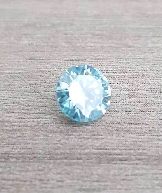 Moissanite 1.00ct  VVS1 Light Blue Round Brilliant Cut Loose Moissanite