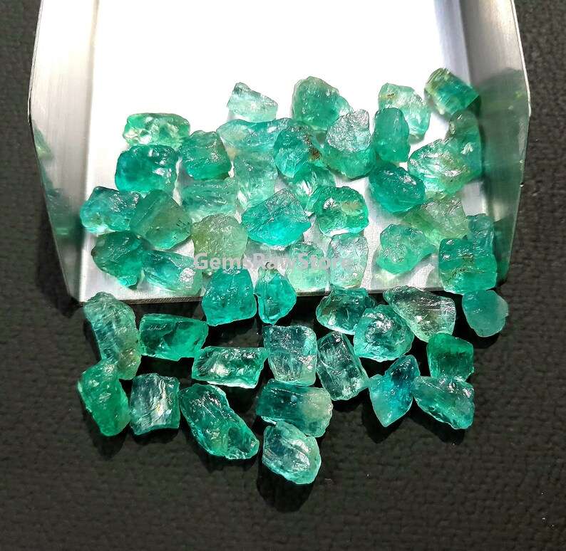 Green Apatite Rough Untreated Size 10-12 MM Gemstone, Loose Gemstone, Crystals Natural