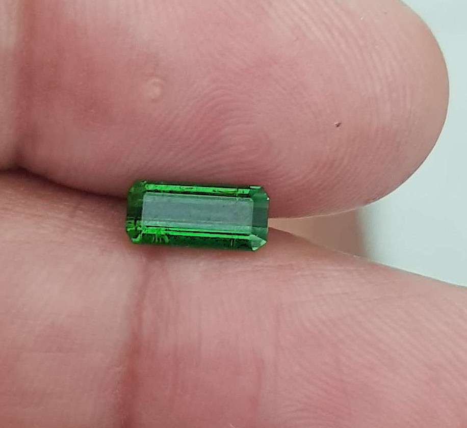 1.24Ct.Green Tourmaline Mozambique Perfect Shape Ravishing Color! Natural
