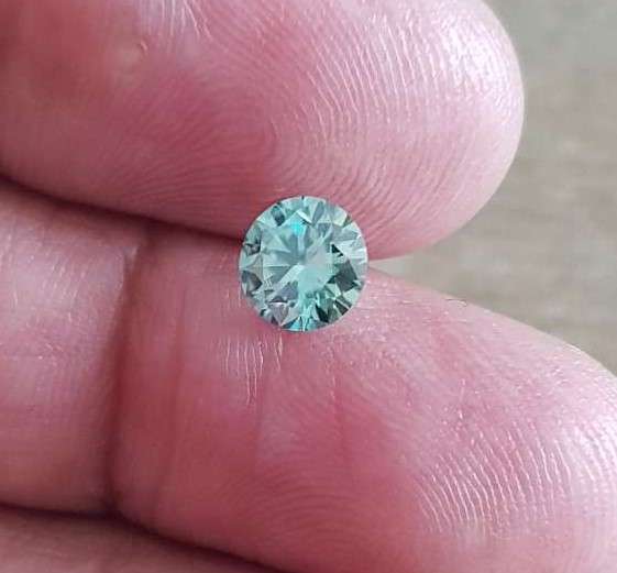 MOISSANITE Peacock Blue 1CT  VVSI  ROUND **GRA Certified **BRILLIANT CUT