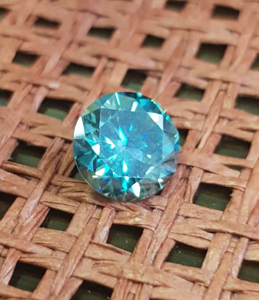 3.97ct MOISSANITE ROUND  **PEACOCK BLUE** VVS1  COLOUR  LOOSE GEM