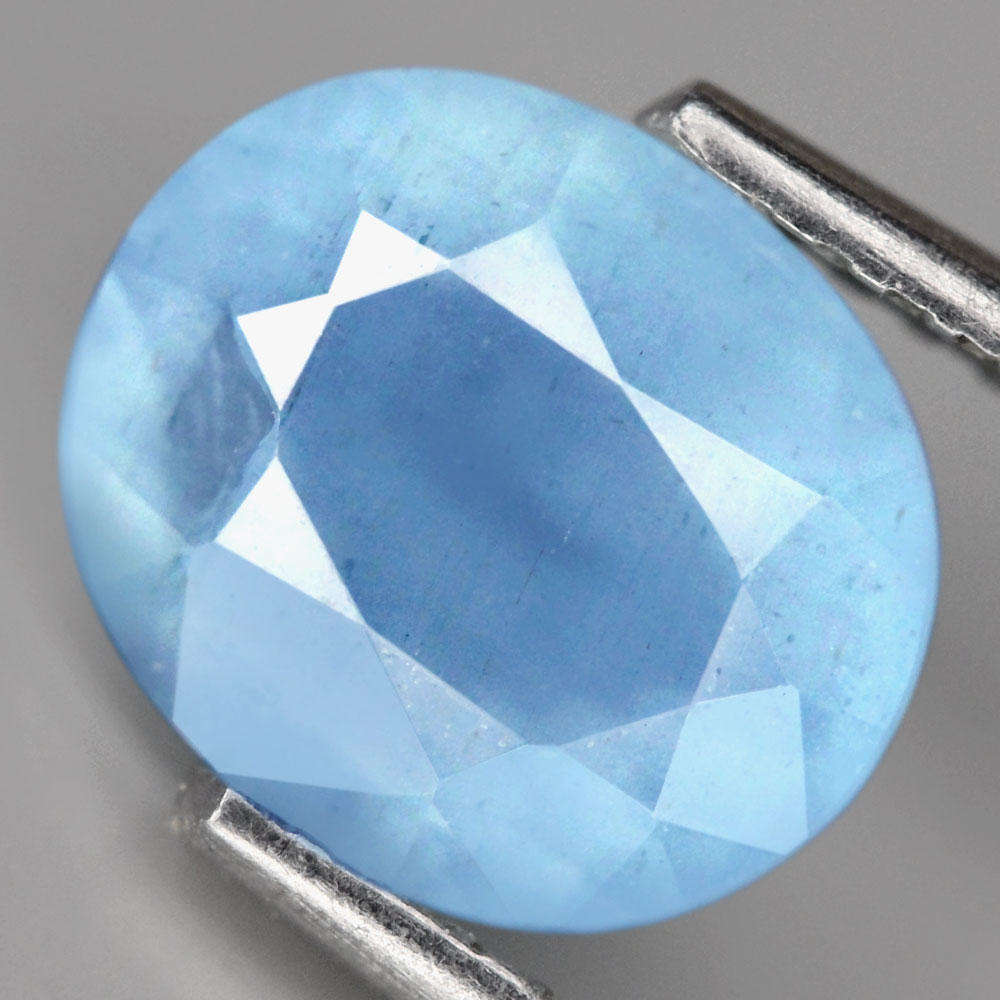 1.41Ct.  Aquamarine Ocean Blue Oval Unheated Brazil Ravishing Natural Gemstone