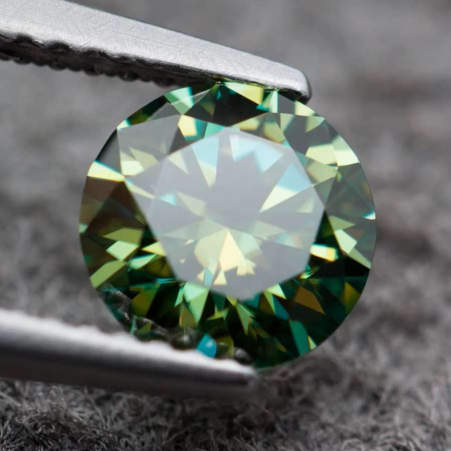 MOISSANITE Green 1CT  VVSI  ROUND **GRA Certified **BRILLIANT CUT