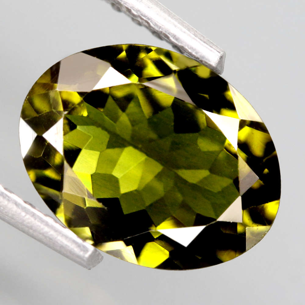1.37Ct.  Tourmaline Green Oval Mozambique Precious Gem Shining Colour!Natural
