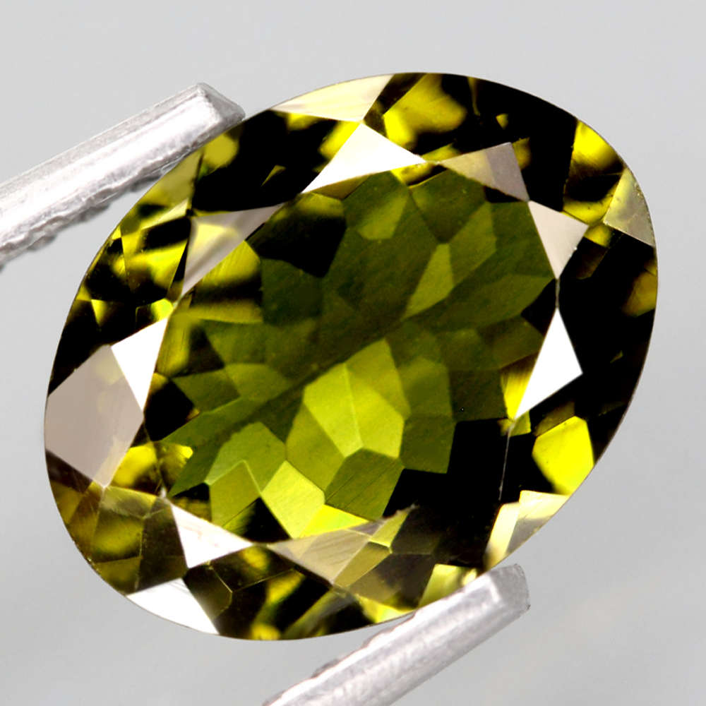 1.37Ct.  Tourmaline Green Oval Mozambique Precious Gem Shining Colour!Natural