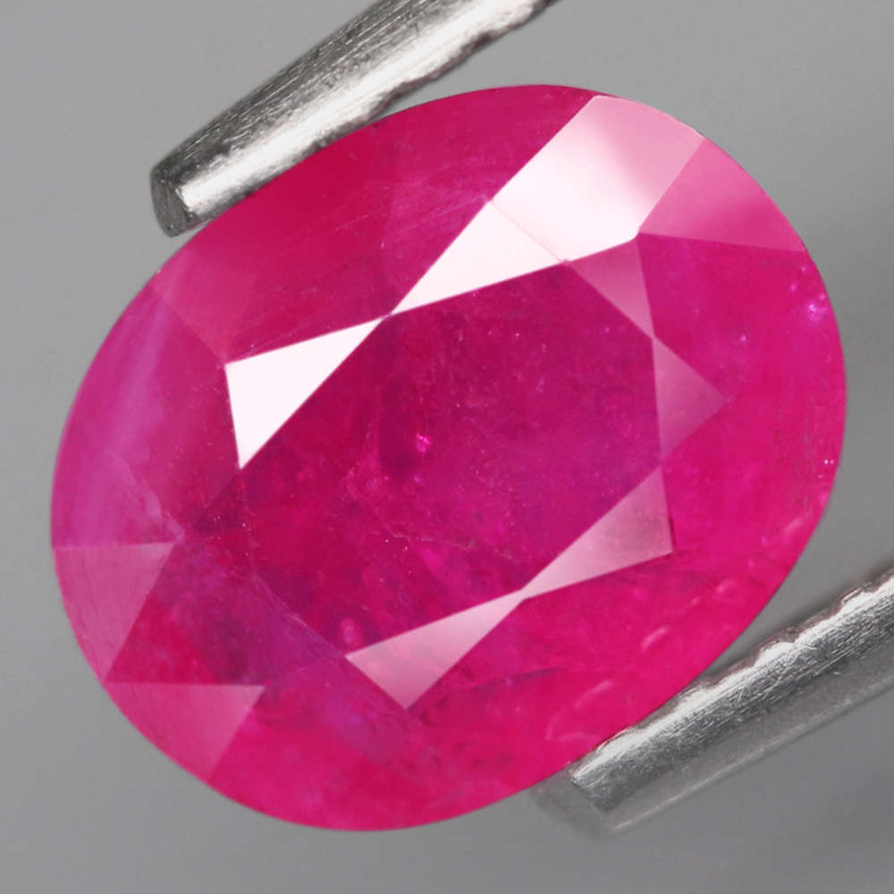 0.97Ct. Ruby Top Pink Red Oval Tanzania Ravishing Color! Alluring Normal Heated