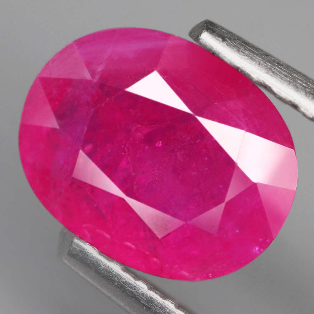 0.97Ct. Ruby Top Pink Red Oval Tanzania Ravishing Color! Alluring Normal Heated