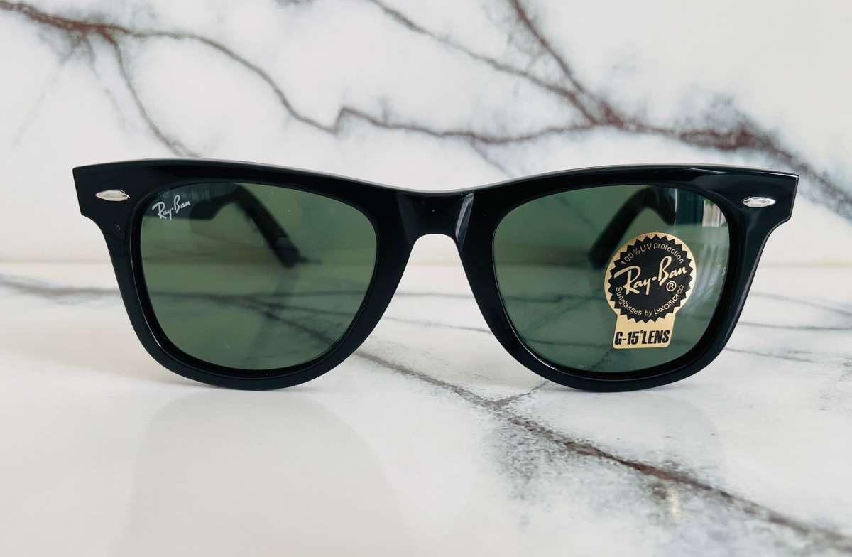 Ray-Ban Wayfarer Classic Black Sunglasses   RB2140 Green Lense