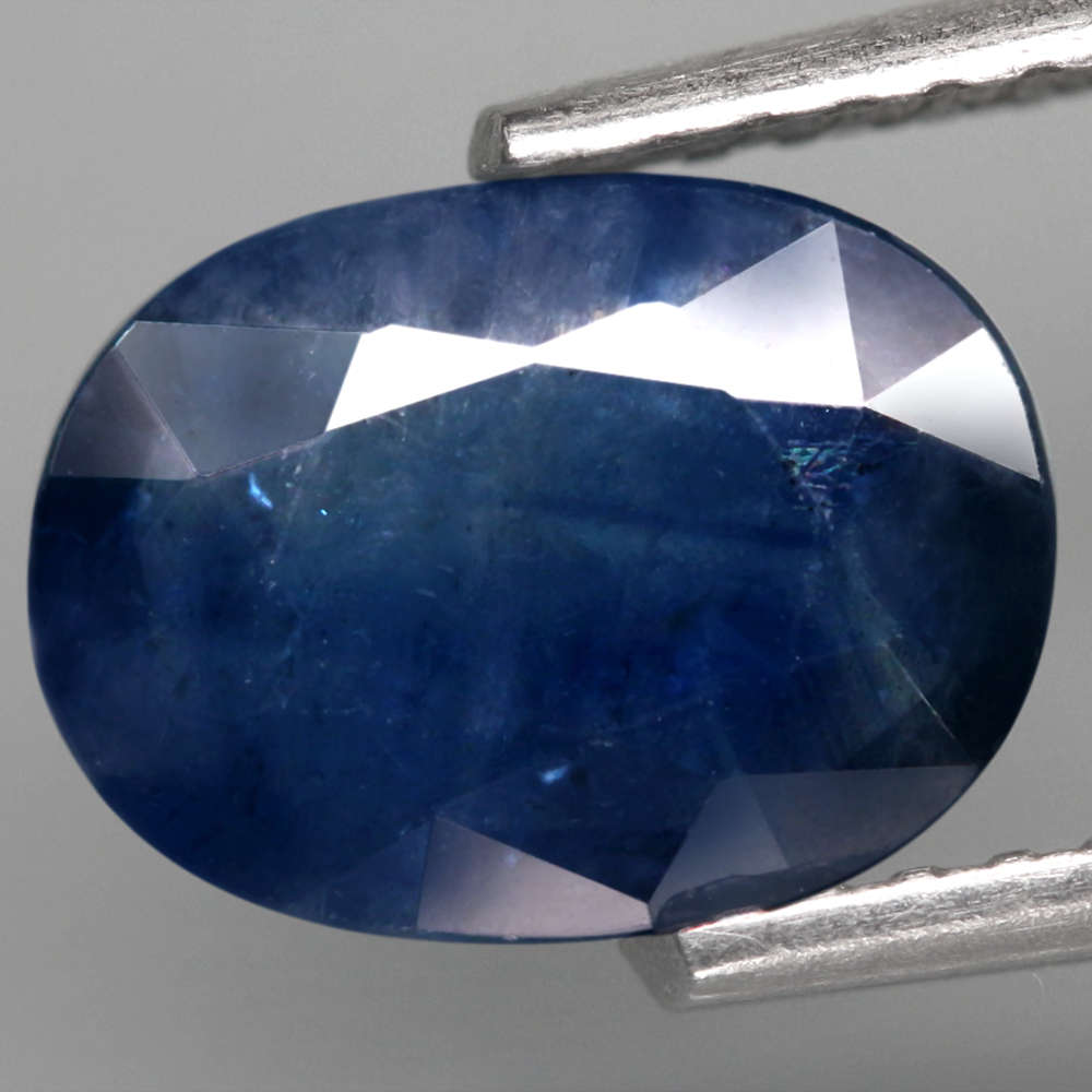 1.30Ct.  Sapphire Blue Oval Thailand Precious Gem Ravishing Colour Normal Heated