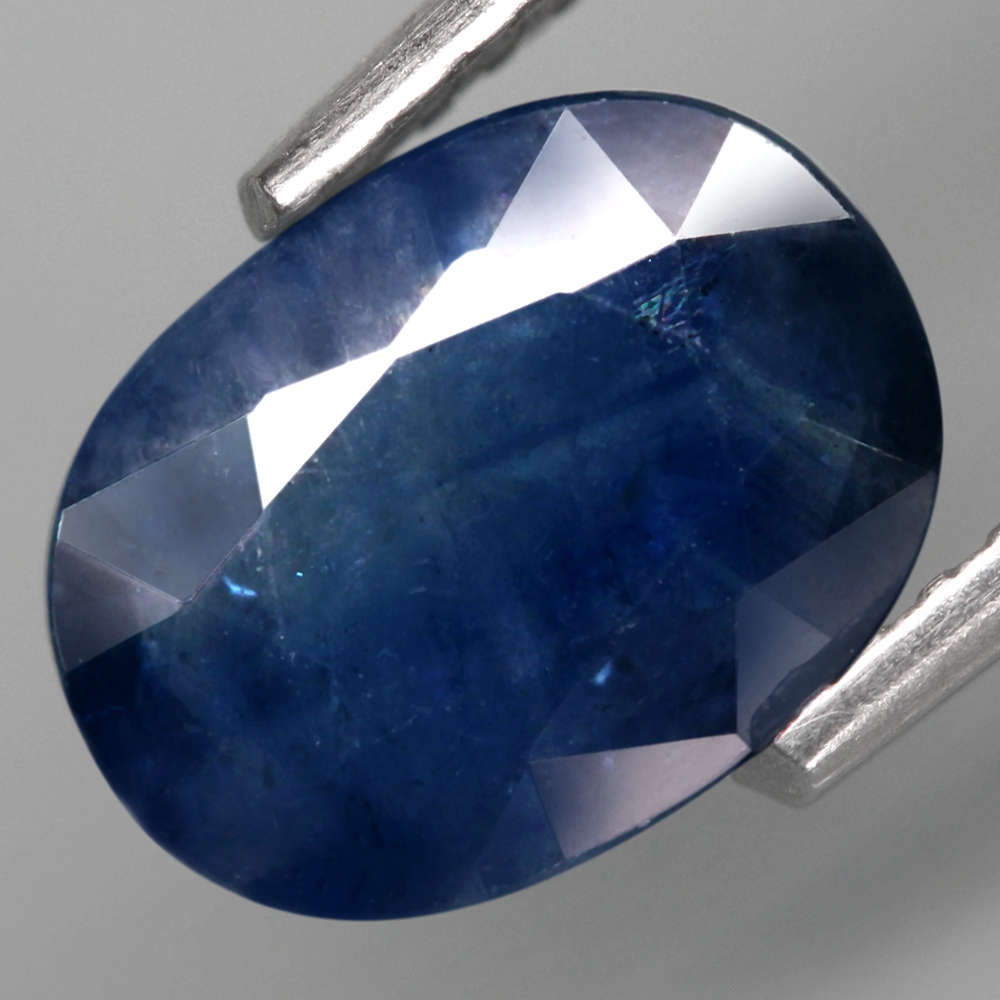 1.30Ct.  Sapphire Blue Oval Thailand Precious Gem Ravishing Colour Normal Heated