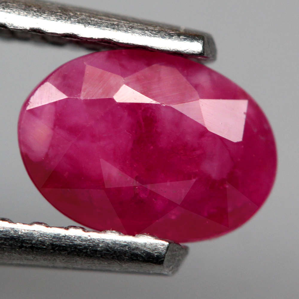 0.70Ct.  Ruby Pinkish Red Oval Winza,Tanzania Gem Ravishing! Unheated Gemstone
