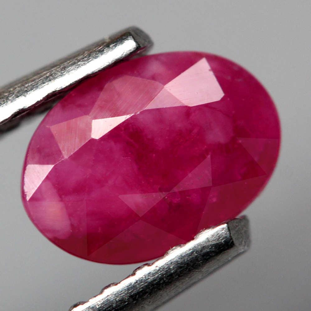 0.70Ct.  Ruby Pinkish Red Oval Winza,Tanzania Gem Ravishing! Unheated Gemstone