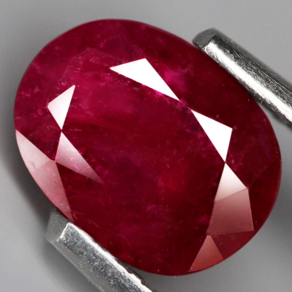 0.87Ct. U Ruby Top Red Oval Shape Winza,Tanzania Gem Sparkling! Unheated Gemstone