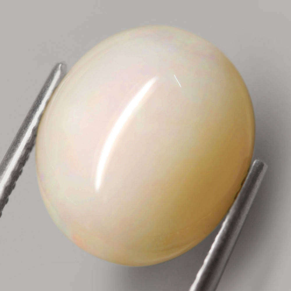 3.53Ct. Opal Cabochon Milky Colors Glittering Rainbow 3D! Ethiopian Natural