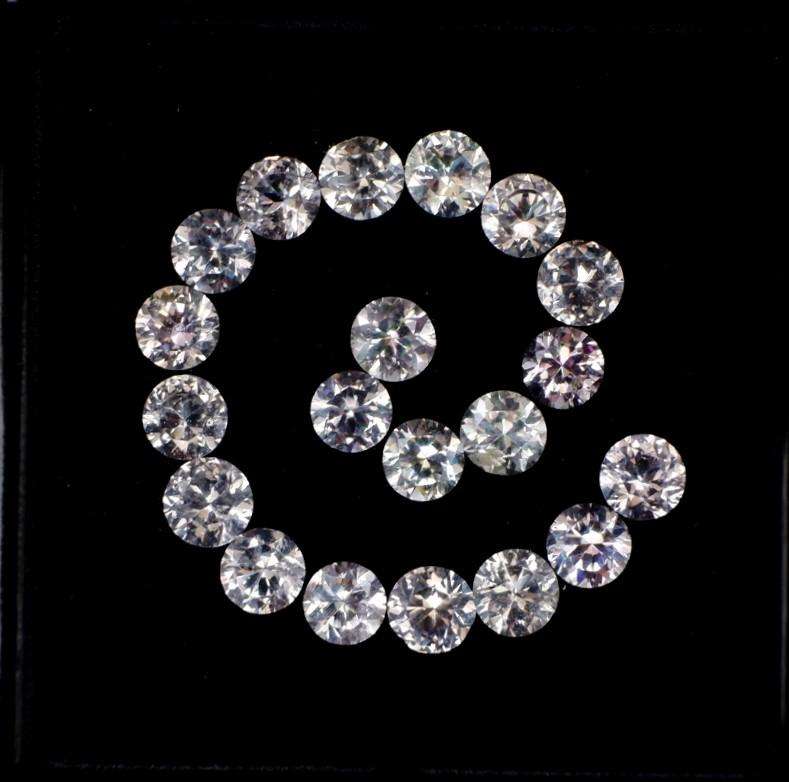 White Sapphire Round Diamond Cut 2.7 to 2.8 mm. Heated Only!  Ceylon 20Pcs/1.96Ct.