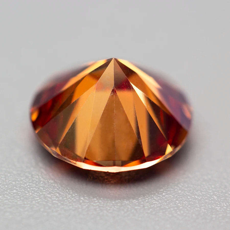 Moissanite Rainbow Red  1ct VVSI Round Brilliant Cut - GRA Certified