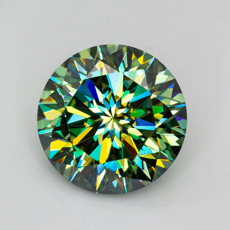 Moissanite Green Plum Blossom 1ct VVSI Round Brilliant Cut - GRA Certified