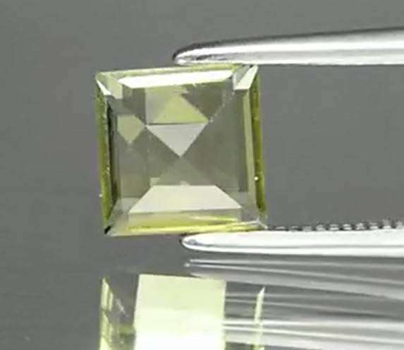 1.03ct Lemon Quartz 6x6mm VS Square Natural - Brazil