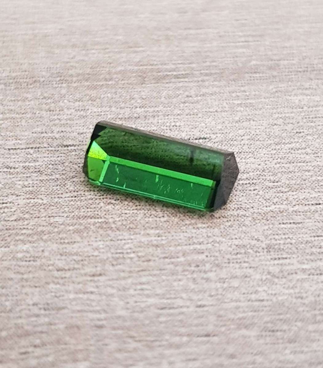 1.24Ct.Green Tourmaline Mozambique Perfect Shape Ravishing Color! Natural