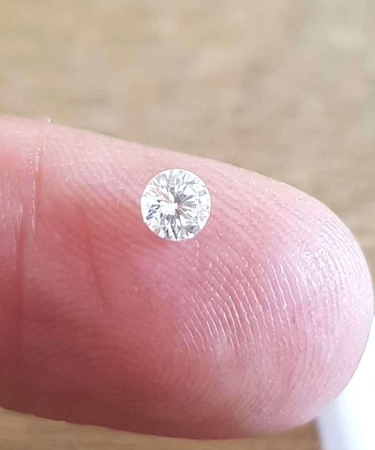0.21Cts Diamond**Certified** F/SI1 Natural Loose White Cut Natural