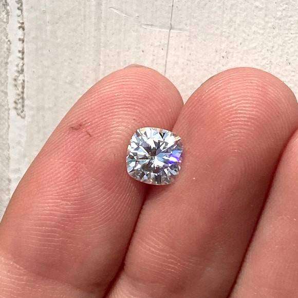 1Cts Moissanite Cushion Cut Cut  6x6mm VVSI D**GRA Certified** BRILLIANT CUT