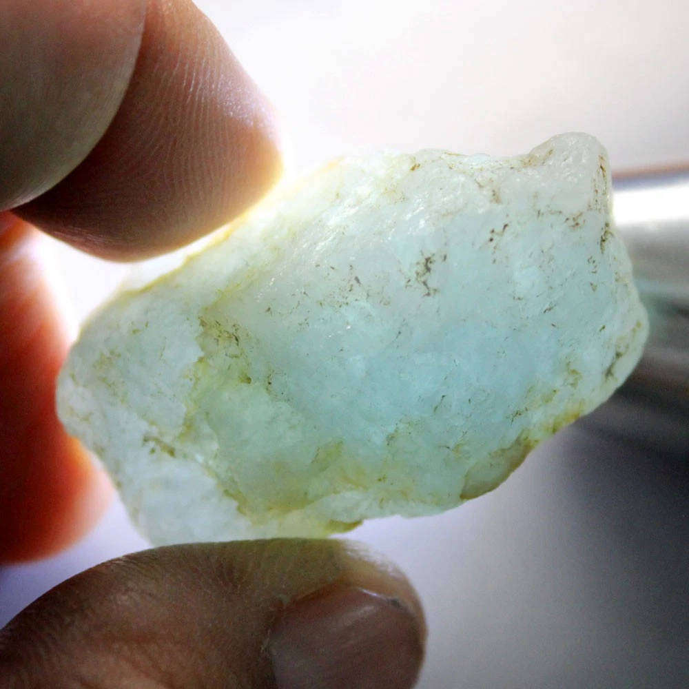 133.55Ct. Aquamarine Ocean Blue Rough Untreated Brazil Natural Gemstone